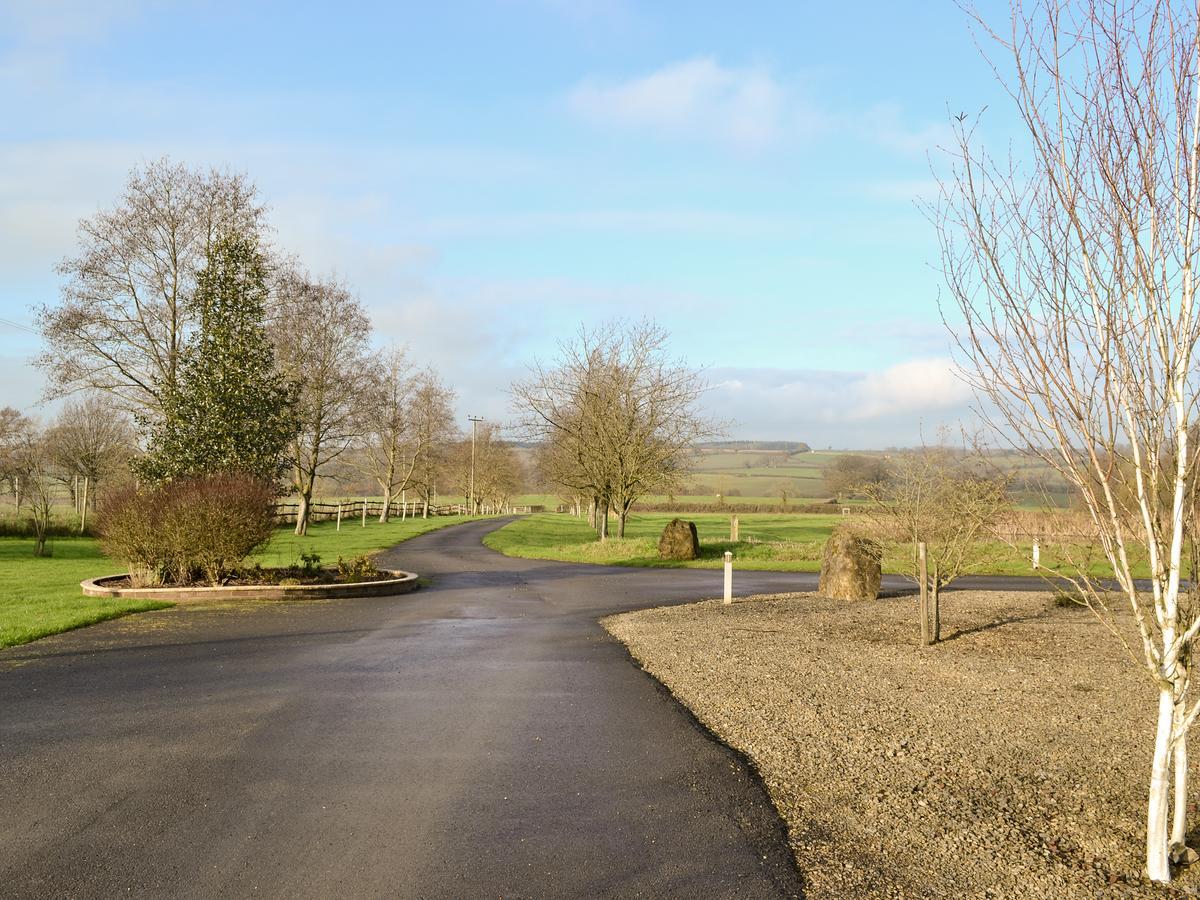 Stonehenge Villa Bruton Eksteriør billede